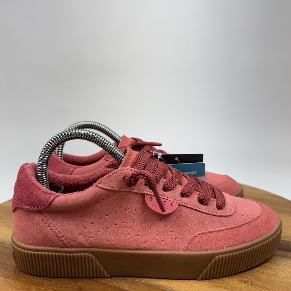New NWT Womens Reef Lay Day Seas Red Suede Casual Gum Sneakers Shoes Size 7.5 M